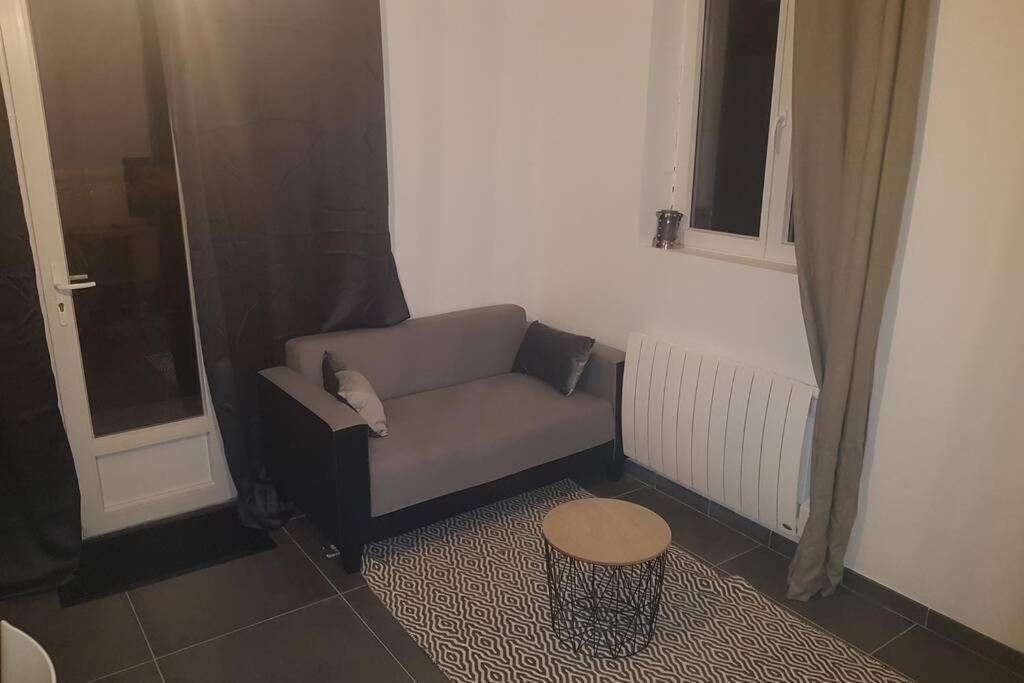 Petite Maison Au Calme Lägenhet Macey  Exteriör bild