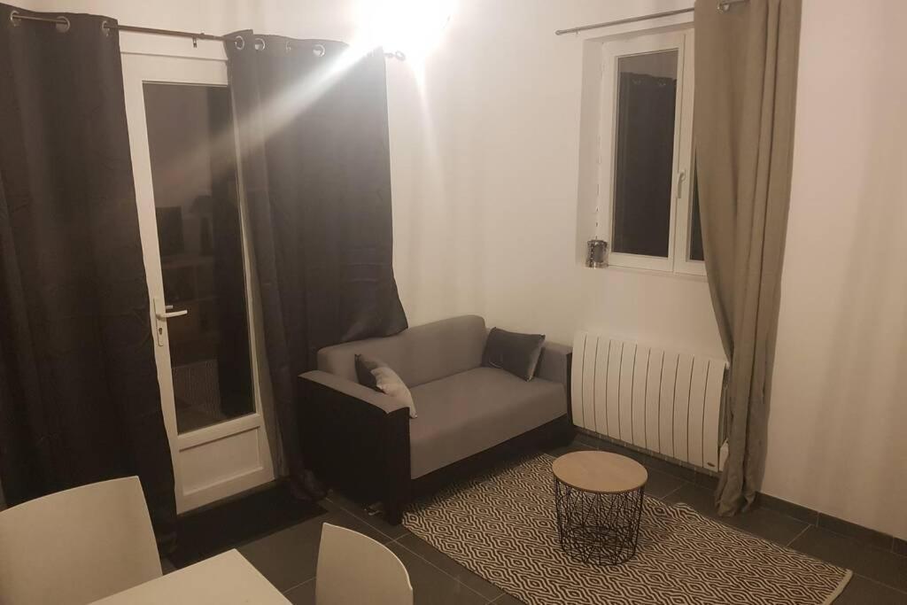 Petite Maison Au Calme Lägenhet Macey  Exteriör bild