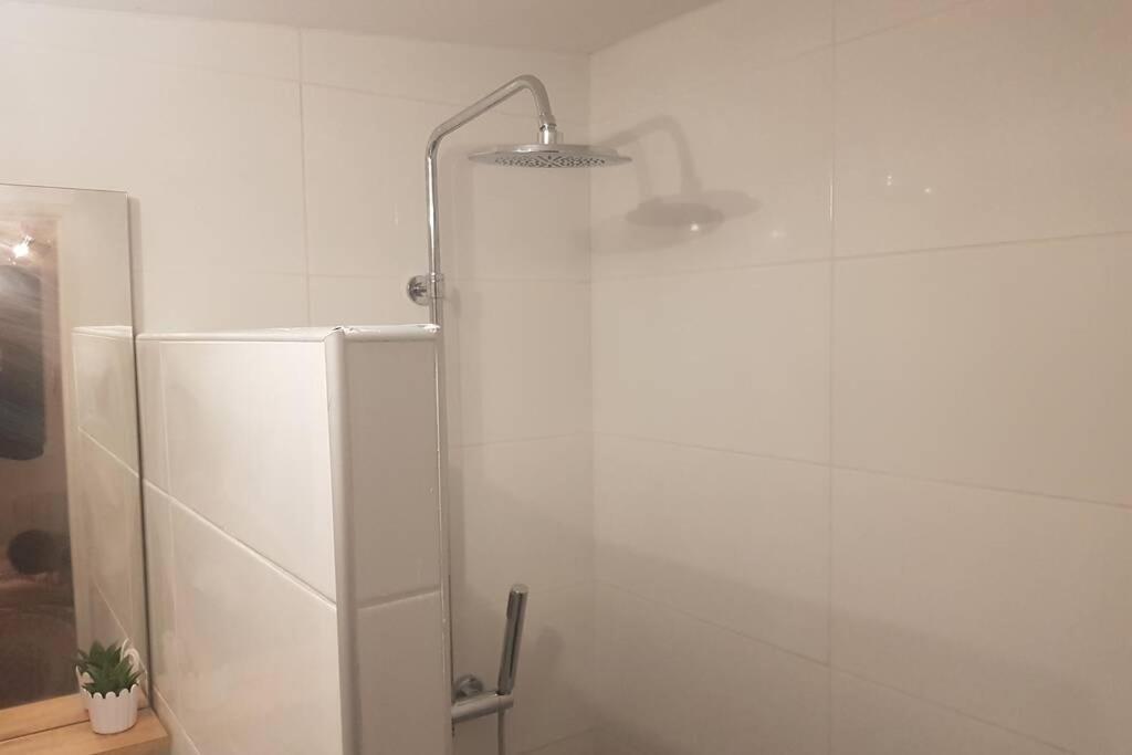 Petite Maison Au Calme Lägenhet Macey  Exteriör bild